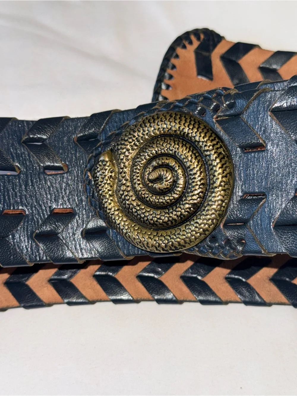 Beautiful 3” wide, black genuine leather woven statement, belt w/brass snake M/L